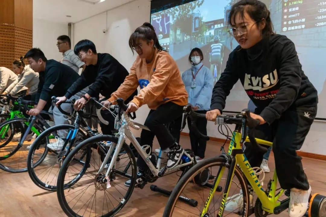 云顶7610线路检测举办第二届“捷安特杯”室内骑行台挑战赛