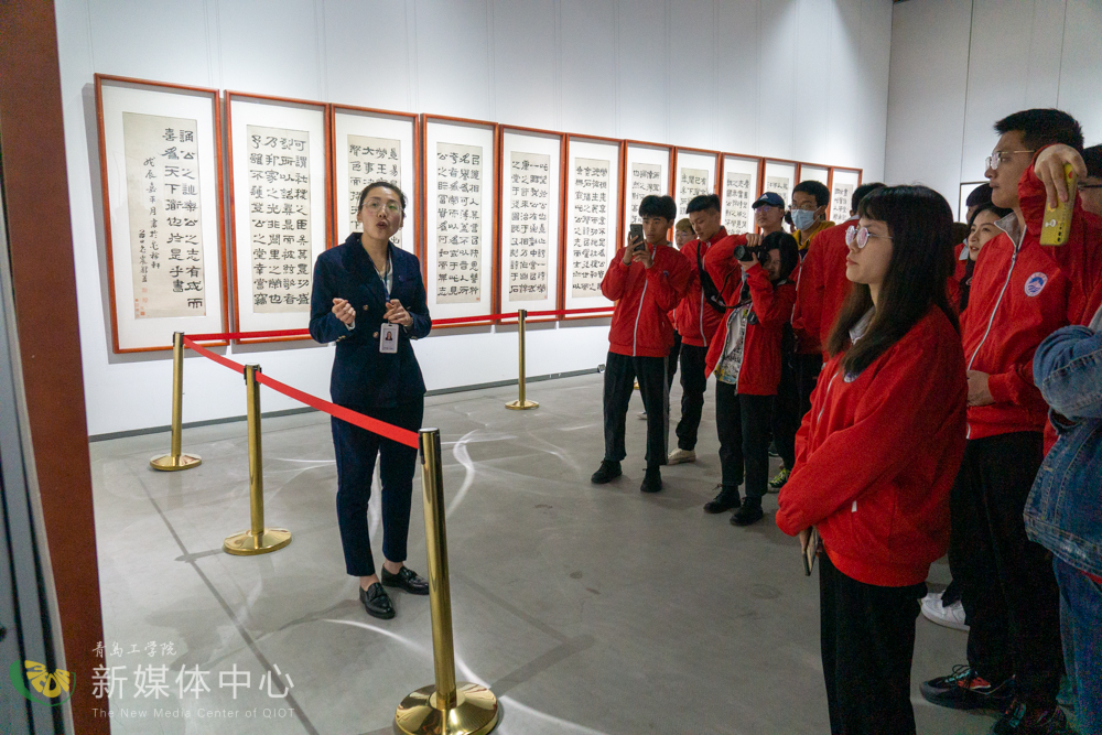 校馆合作共建育人新基地 云顶7610线路检测与青岛宝龙美术馆举办校企合作签约仪式